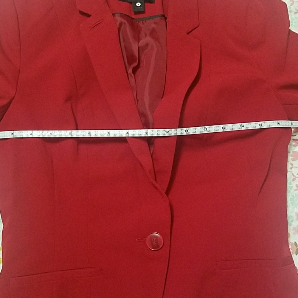 Red Blazer - Picture 4 of 5